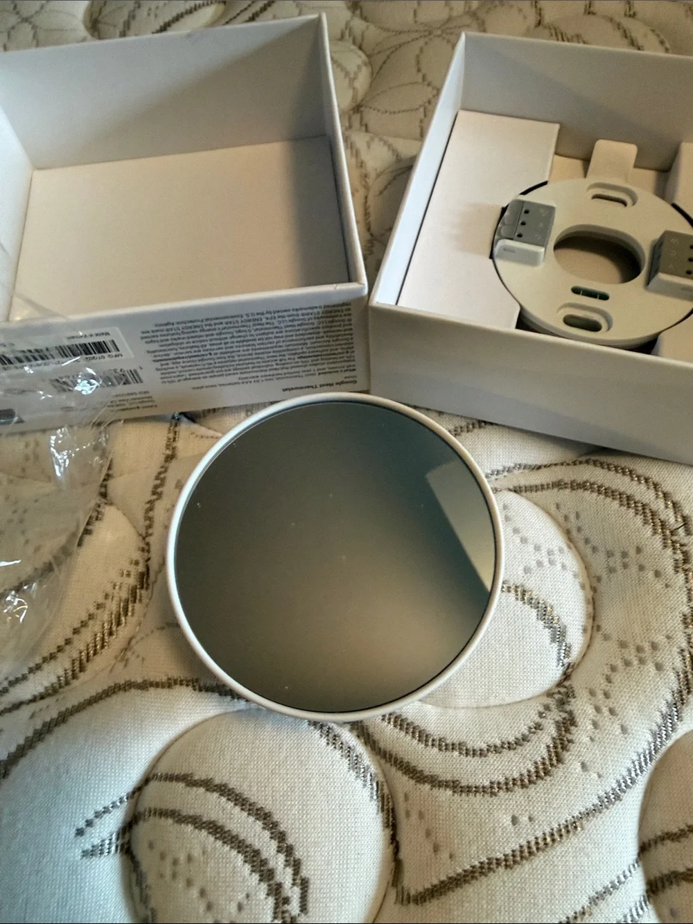 Google Nest Thermostat - White and Silver Accent